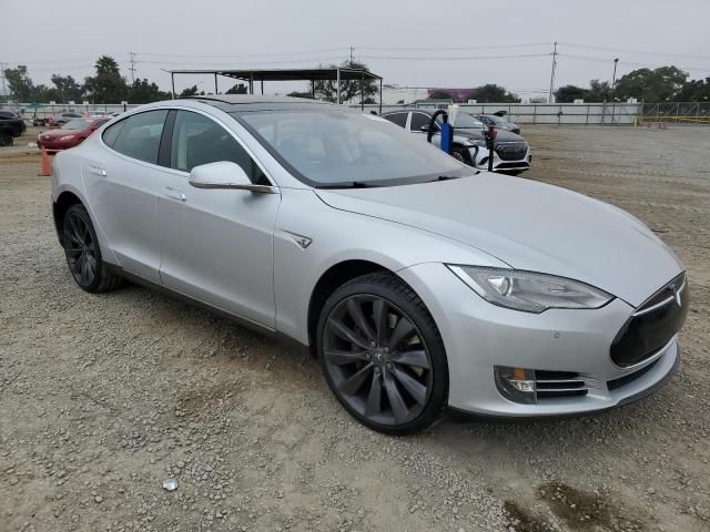 2014 Tesla Model S