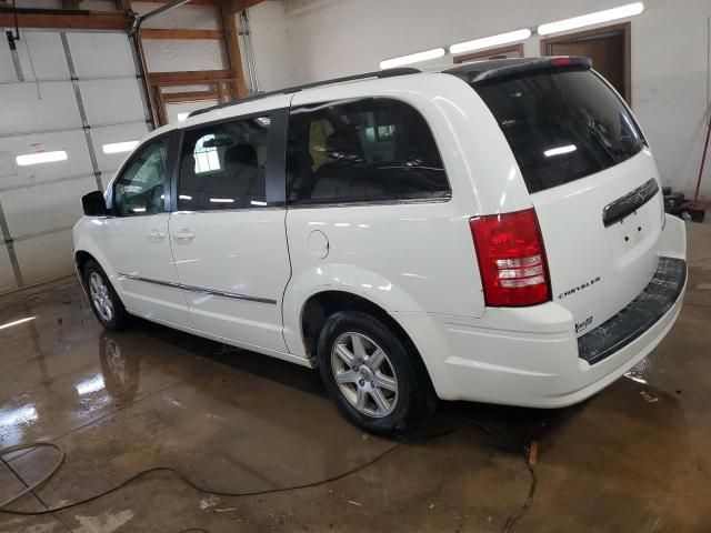 2010 Chrysler Town & Country Touring