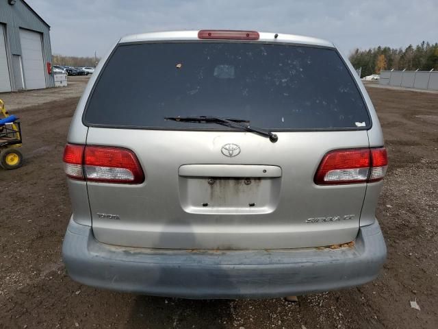 2002 Toyota Sienna CE