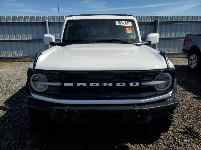 2021 Ford Bronco Base