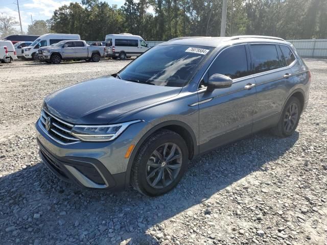 2023 Volkswagen Tiguan SE