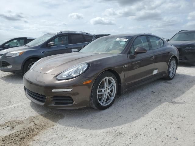 2014 Porsche Panamera 2