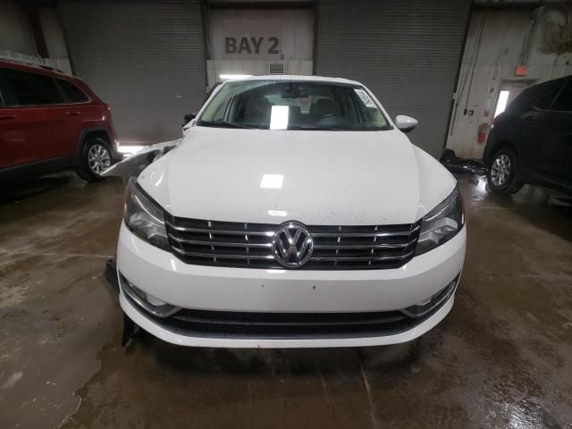 2012 Volkswagen Passat SE