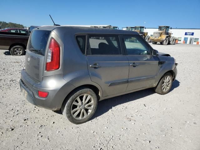 2013 KIA Soul +