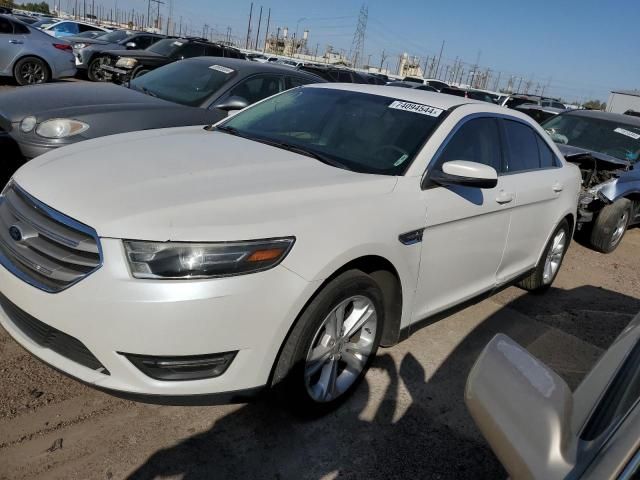 2015 Ford Taurus SEL