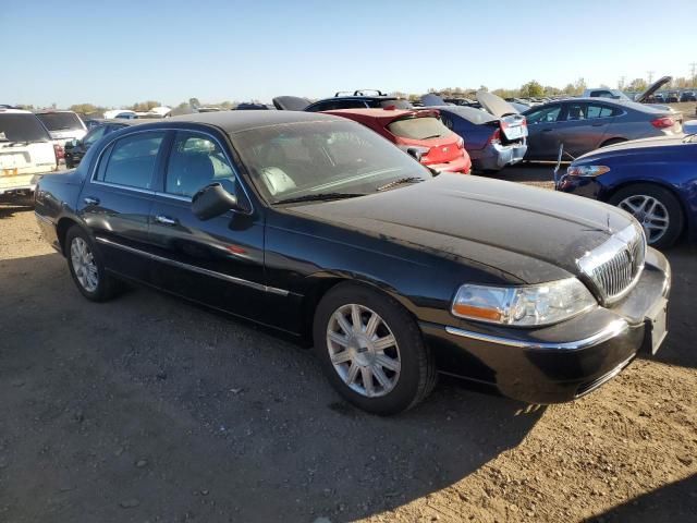 2010 Lincoln Town Car Signature Limited