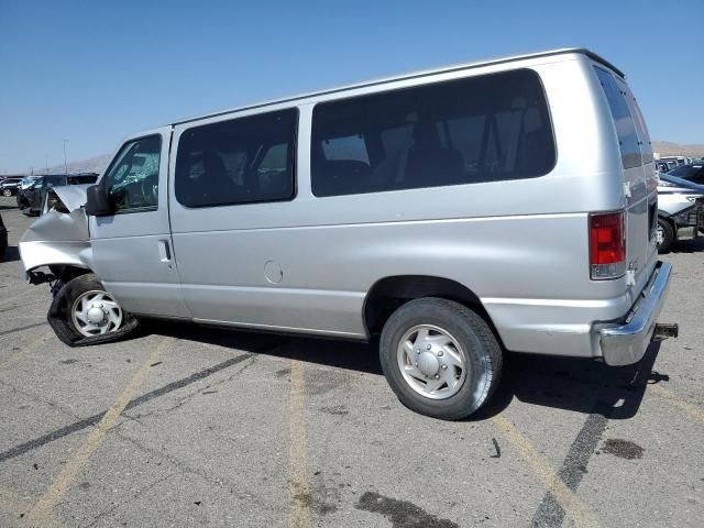 2012 Ford Econoline E350 Super Duty Wagon