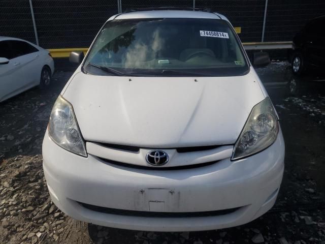 2010 Toyota Sienna CE