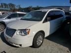 2009 Chrysler Town & Country LX