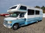 2001 Ford Econoline E450 Super Duty Cutaway Van