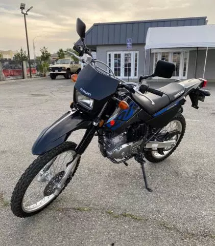 2017 Suzuki DR200 S