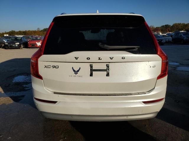 2022 Volvo XC90 T5 Momentum