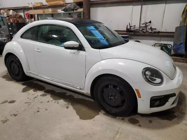 2017 Volkswagen Beetle SE