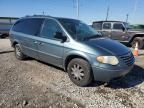 2005 Chrysler Town & Country Limited