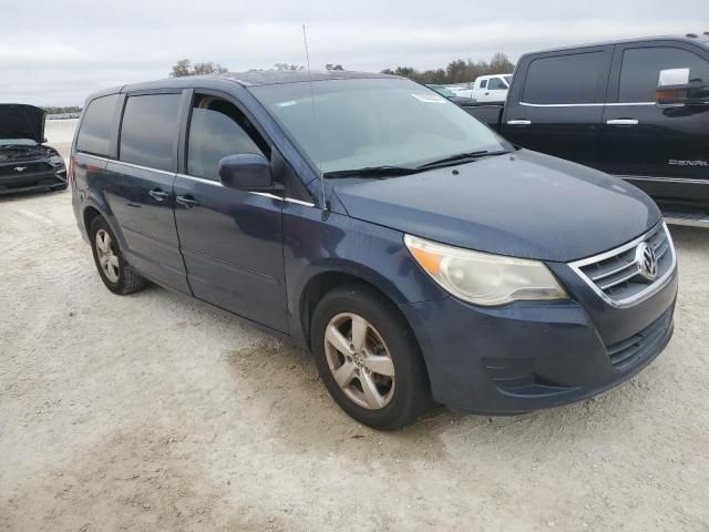 2009 Volkswagen Routan SE