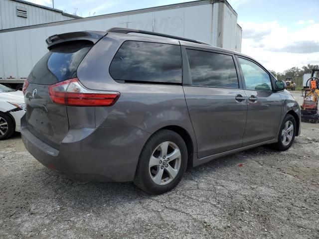 2020 Toyota Sienna LE