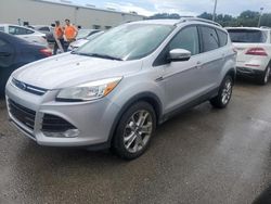 Carros dañados por inundaciones a la venta en subasta: 2015 Ford Escape Titanium