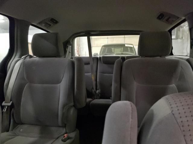 2006 Toyota Sienna CE