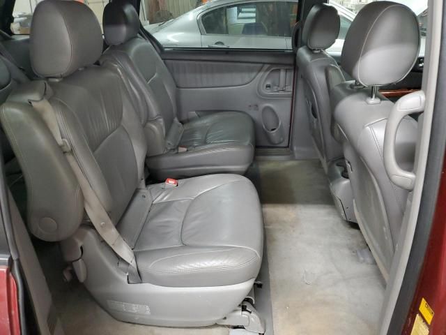 2008 Toyota Sienna XLE