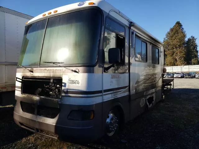 2004 Holiday 2004 Workhorse Custom Chassis Motorhome Chassis W2