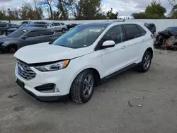 Lotes con ofertas a la venta en subasta: 2022 Ford Edge SEL