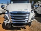 2020 Freightliner Cascadia 126