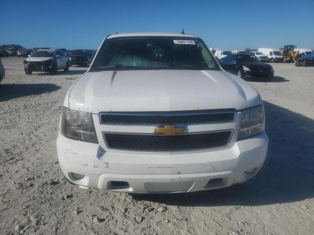 2014 Chevrolet Suburban C1500 LTZ