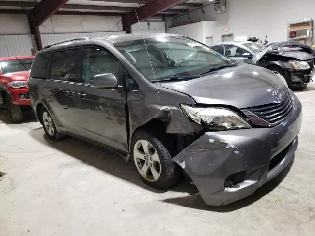 2011 Toyota Sienna LE