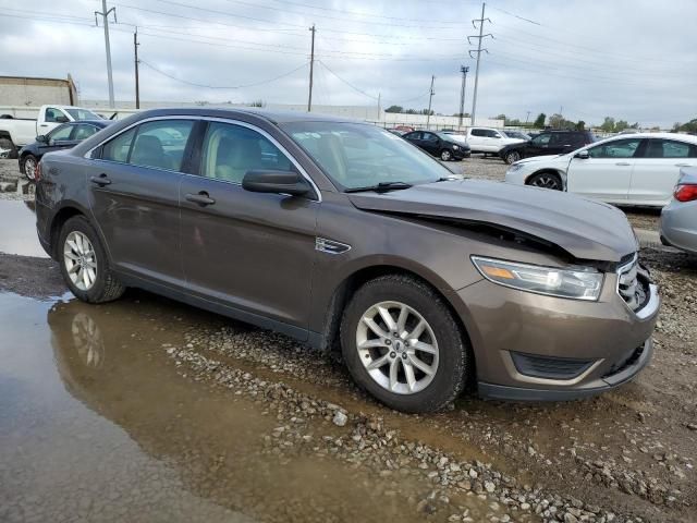 2015 Ford Taurus SE