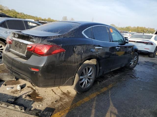 2017 Infiniti Q70 3.7