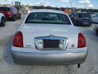 2001 Lincoln Town Car Signature