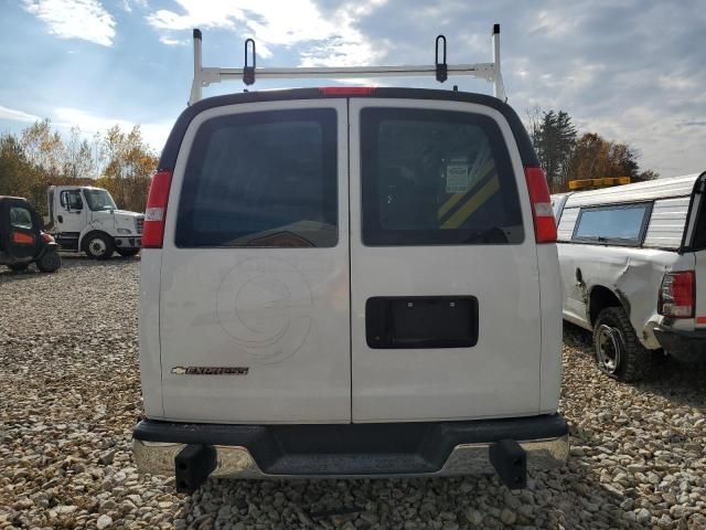 2020 Chevrolet Express G2500