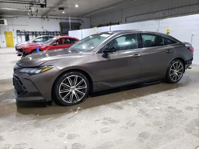 2019 Toyota Avalon XLE