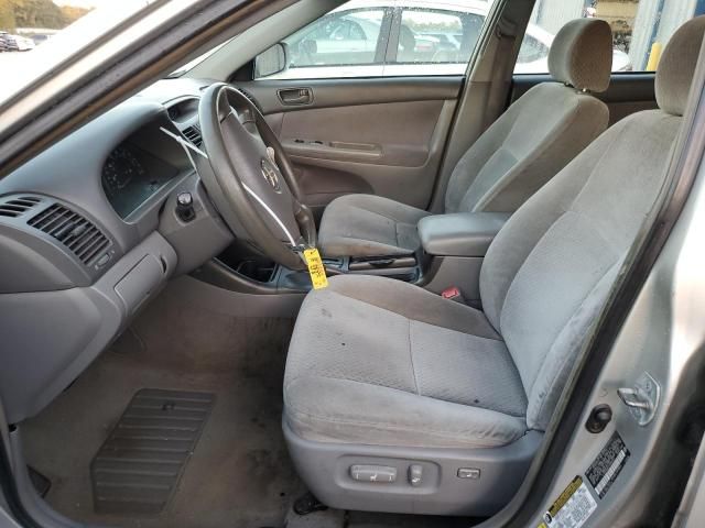 2004 Toyota Camry LE