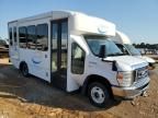 2014 Ford Econoline E350 Super Duty Cutaway Van