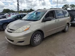 2007 Toyota Sienna CE en venta en Riverview, FL