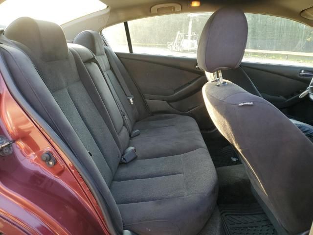 2010 Nissan Altima Base