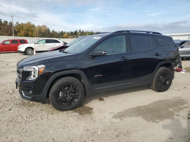 2024 GMC Terrain AT4