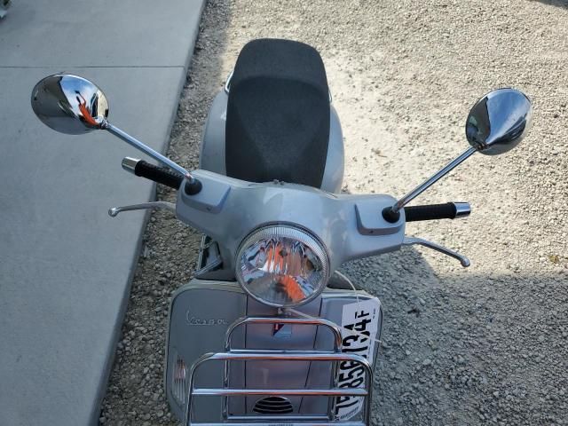 2007 Vespa GTS 250