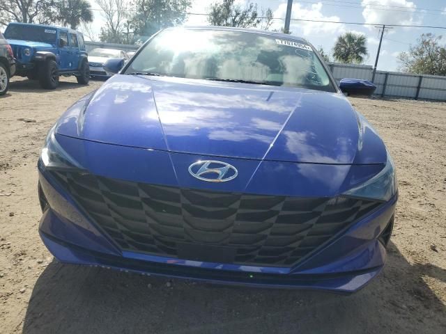 2022 Hyundai Elantra SEL