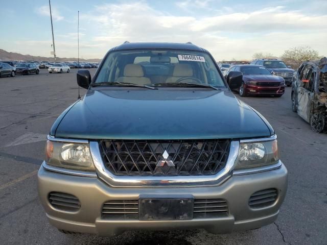 2004 Mitsubishi Montero Sport XLS