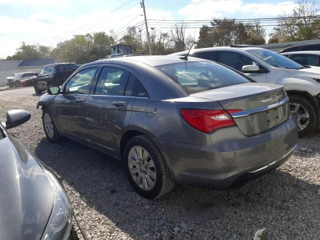 2013 Chrysler 200 LX