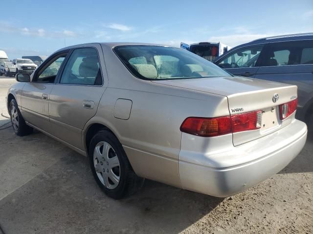 2000 Toyota Camry CE