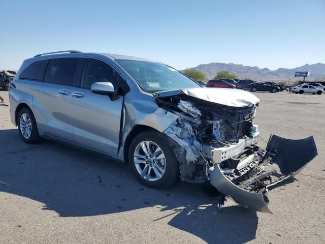 2021 Toyota Sienna Limited