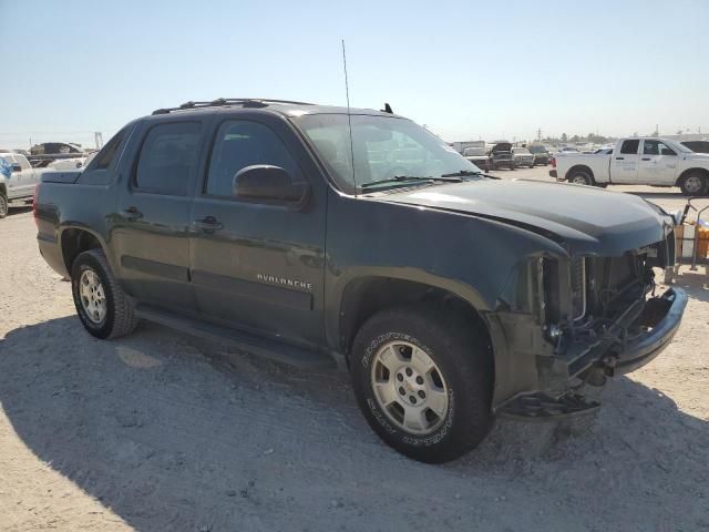 2013 Chevrolet Avalanche LS