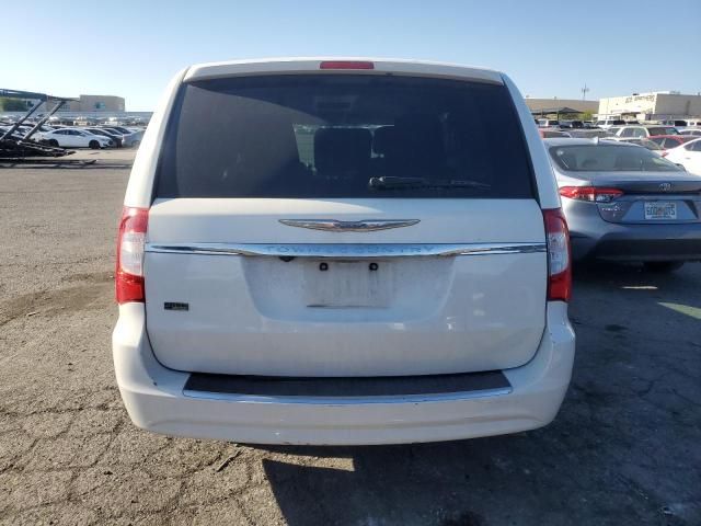 2012 Chrysler Town & Country Touring