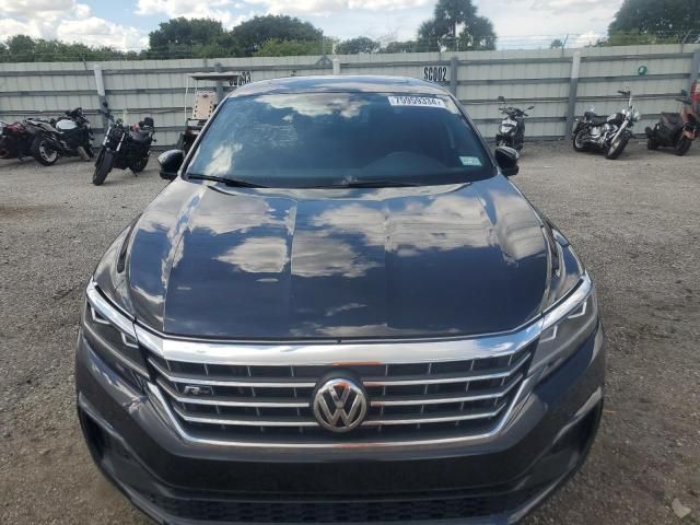 2021 Volkswagen Passat R-Line