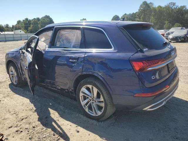 2022 Audi Q7 Premium Plus