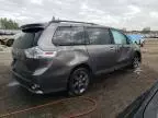 2016 Toyota Sienna SE