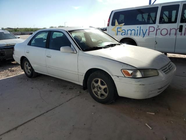 1999 Toyota Camry LE